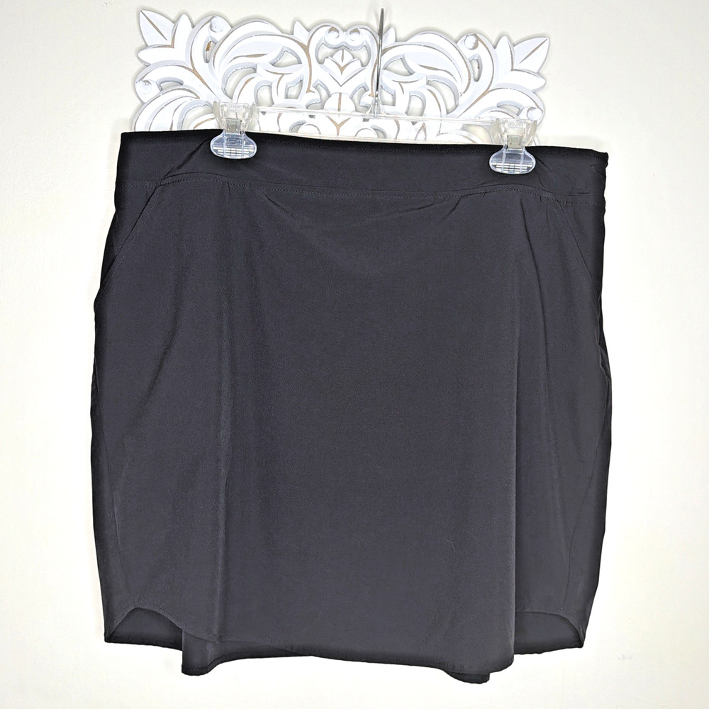 CHRISTOPHER & BANKS size L SKORT Shorts Skirt Athleisure Pickleball Golf BLACK
